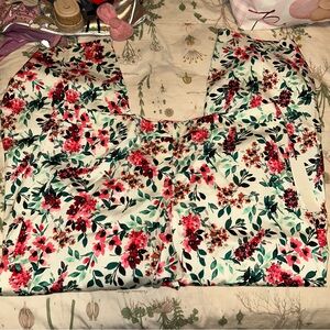 Calvin Klein Highline Cropped Capri Pants White Floral High Rise Button Zip